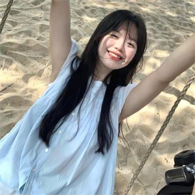 桃花含露又春风